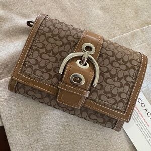 Coach Tan and Brown Signature Wallet